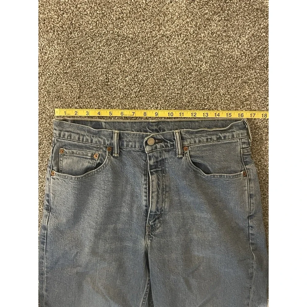 Levis 550 Jeans Mens Blue 33x32 (2003) Y2K Vintage Light Wash Distressed Relaxed